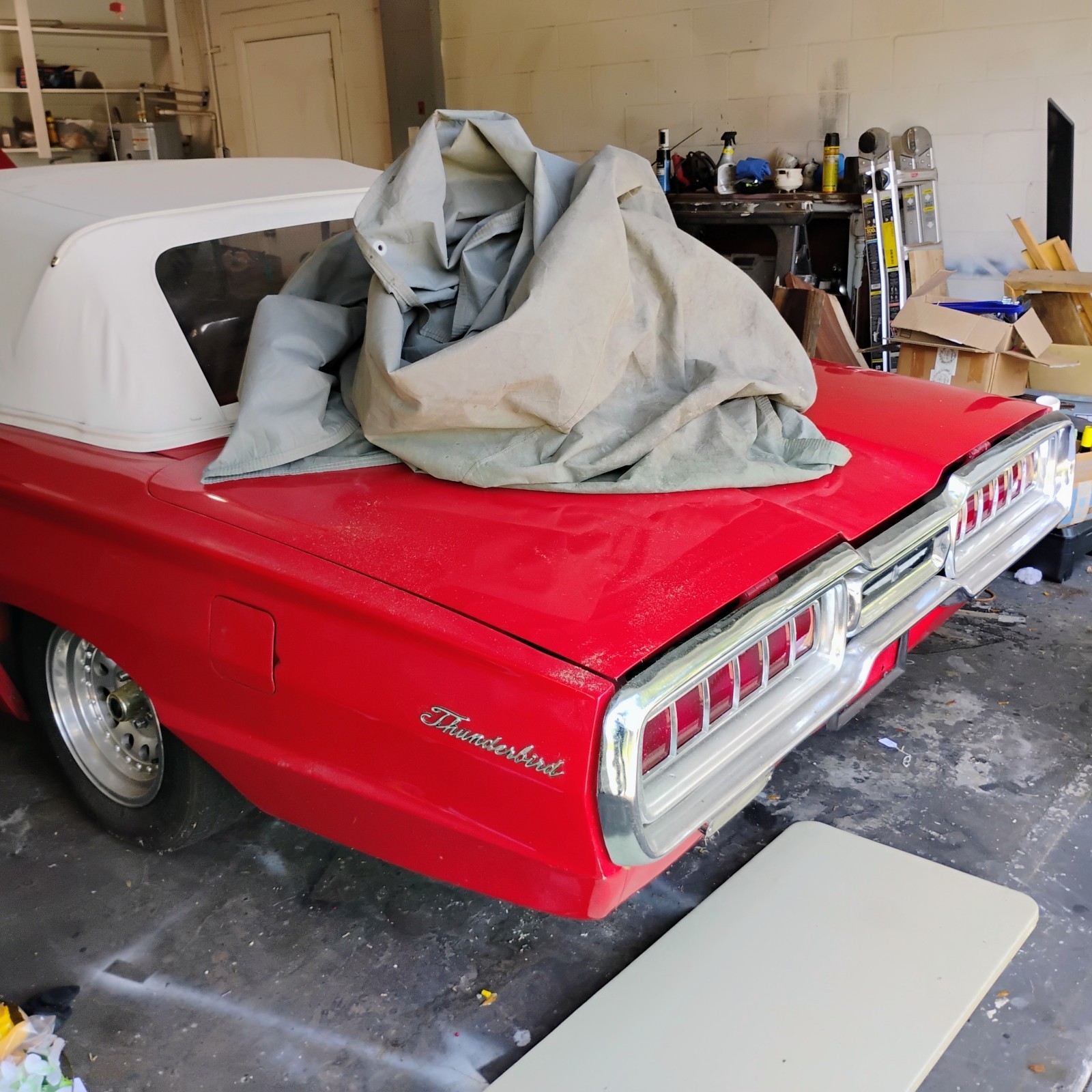 Ford-Thunderbird-1965-Convertible-2
