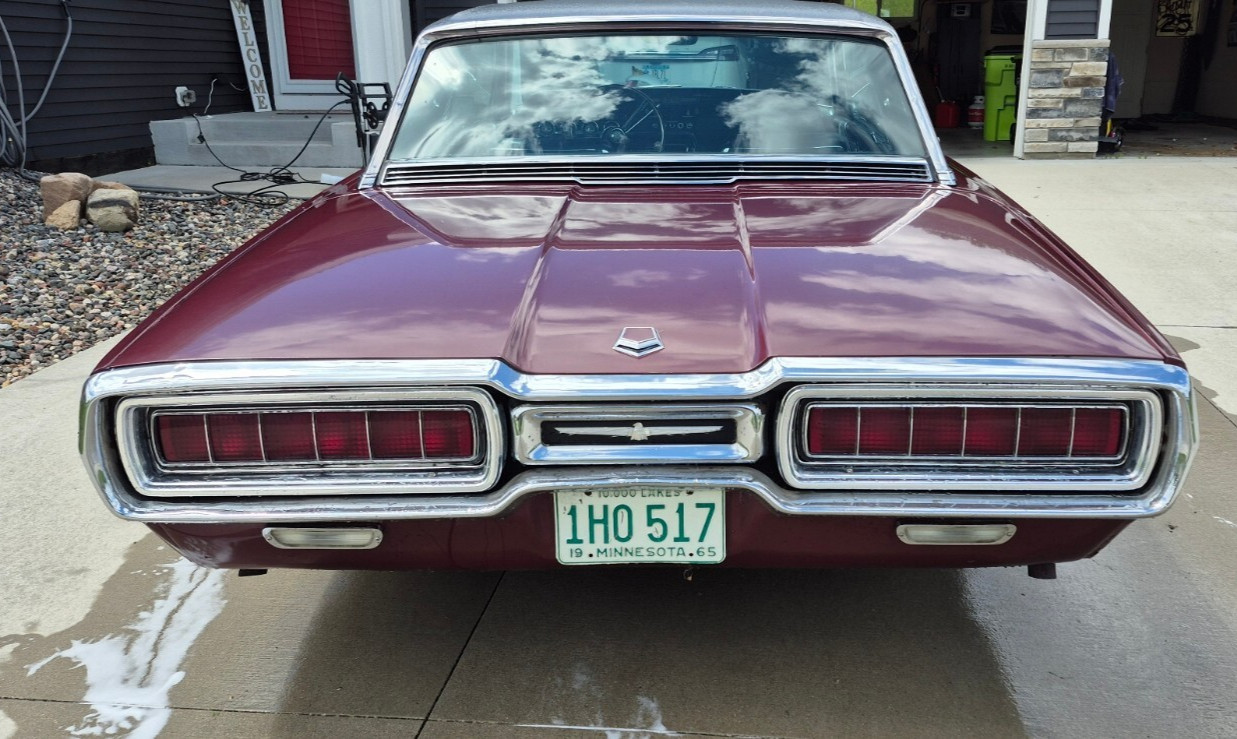 Ford-Thunderbird-1965-Coupe-3