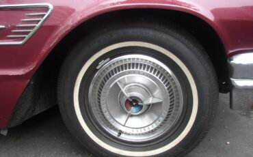 Ford-Thunderbird-1965-Sedan-15