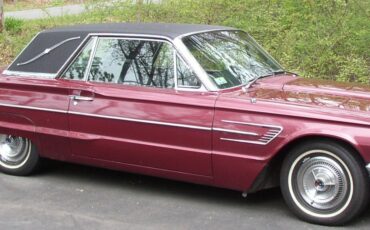 Ford-Thunderbird-1965-Sedan-6