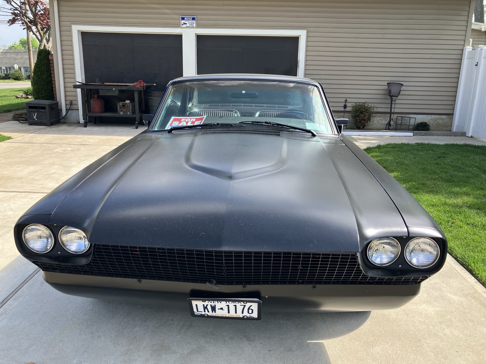 Ford-Thunderbird-1966-1