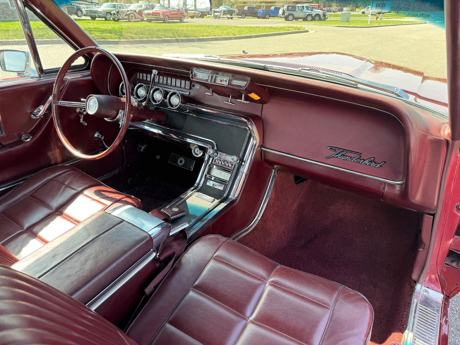 Ford-Thunderbird-1966-10