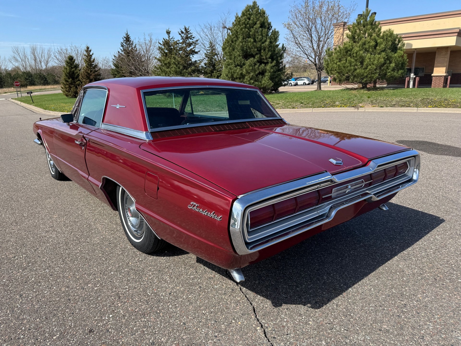 Ford-Thunderbird-1966-5