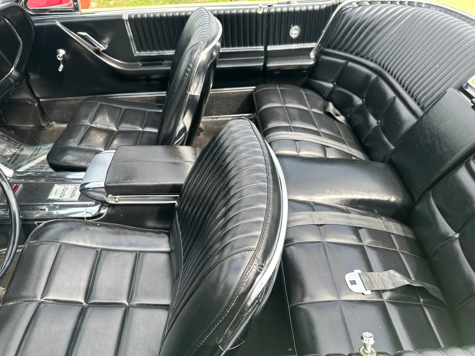 Ford-Thunderbird-1966-CONVERTILE-27