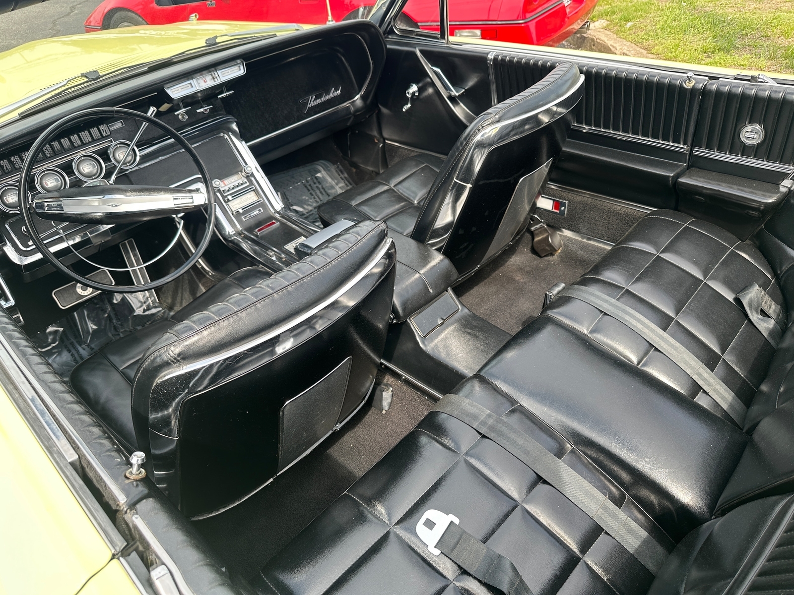 Ford-Thunderbird-1966-CONVERTILE-31