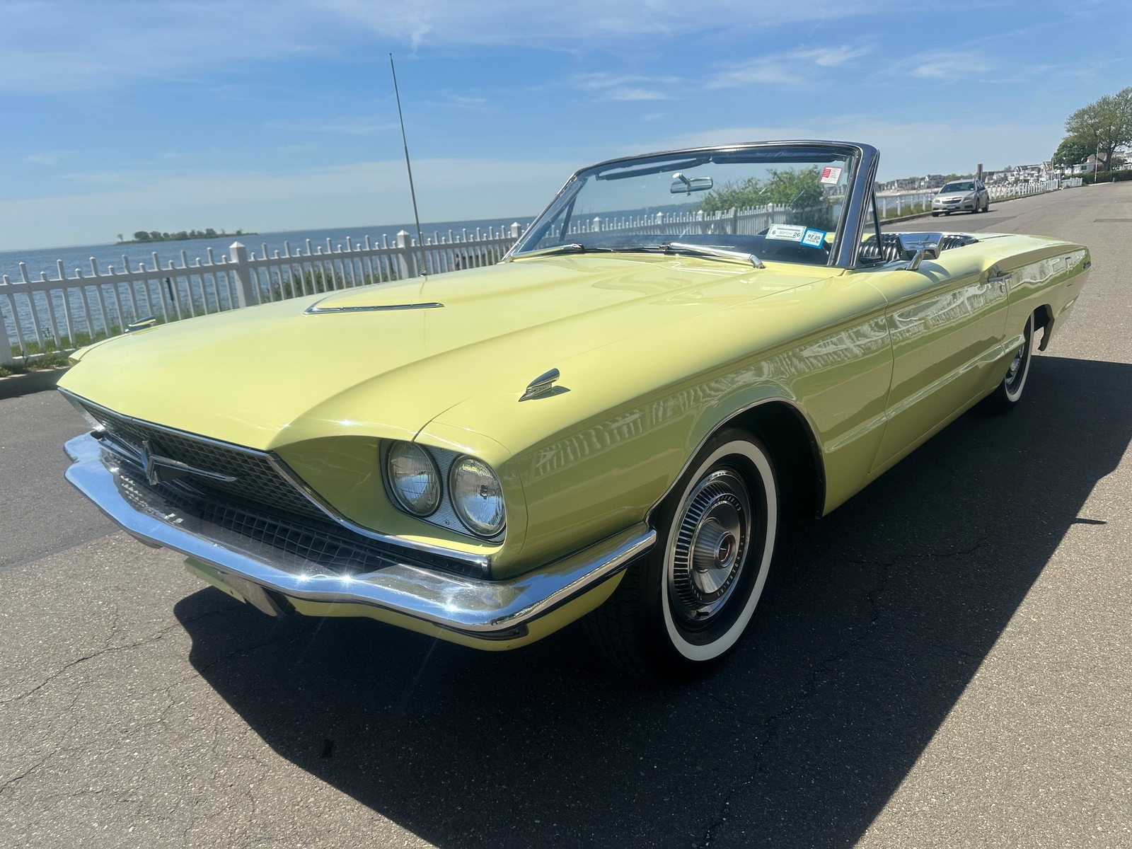 Ford-Thunderbird-1966-CONVERTILE-4