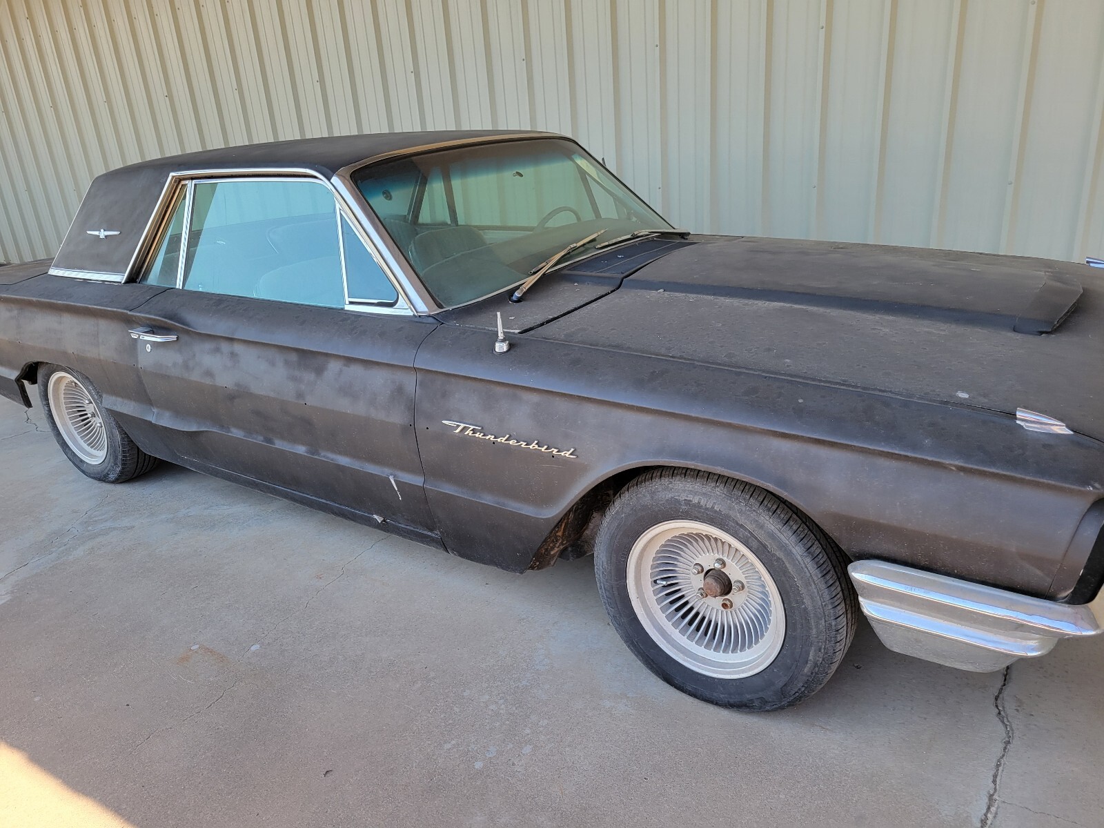 Ford-Thunderbird-1967-2