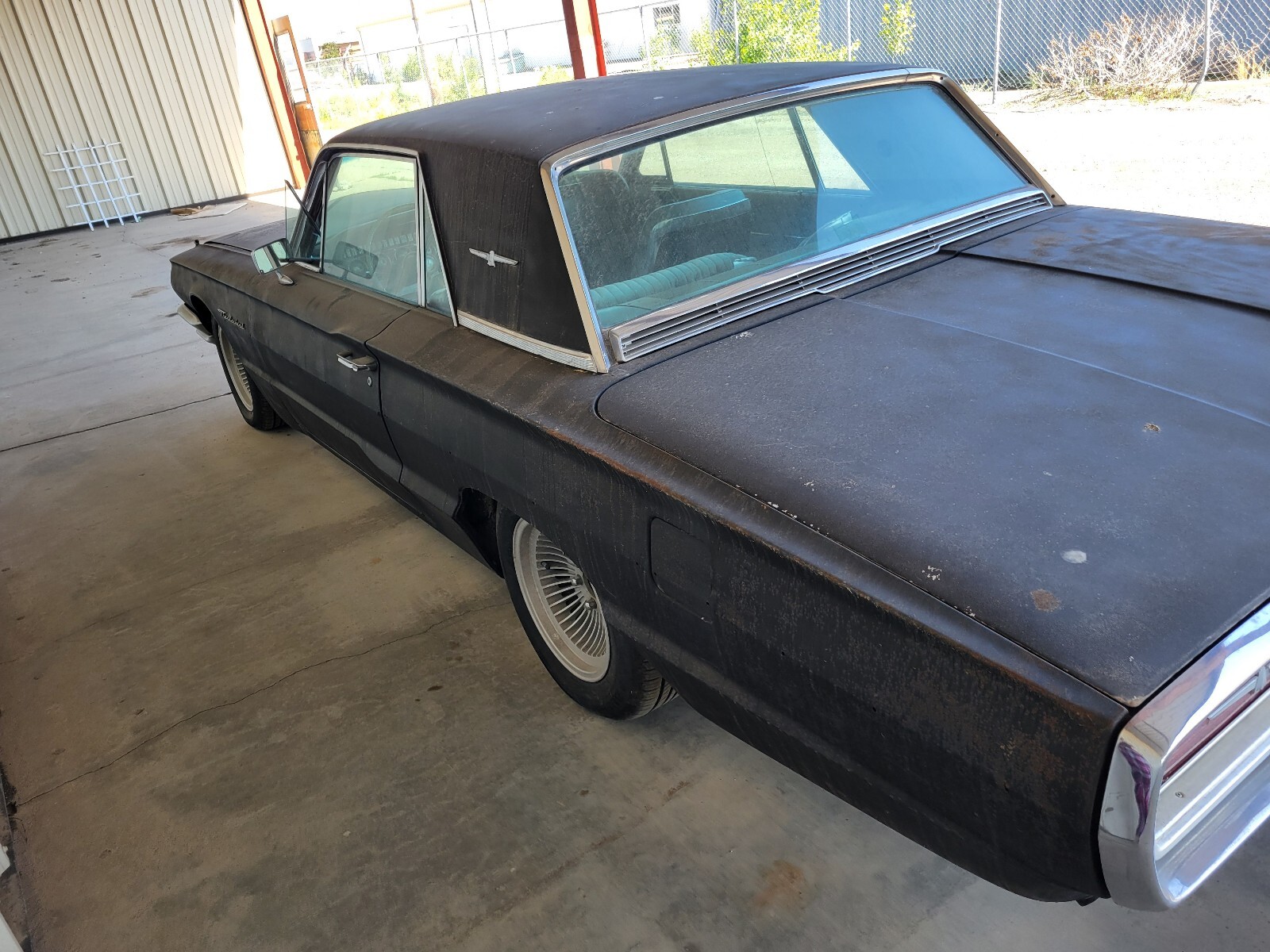 Ford-Thunderbird-1967-4