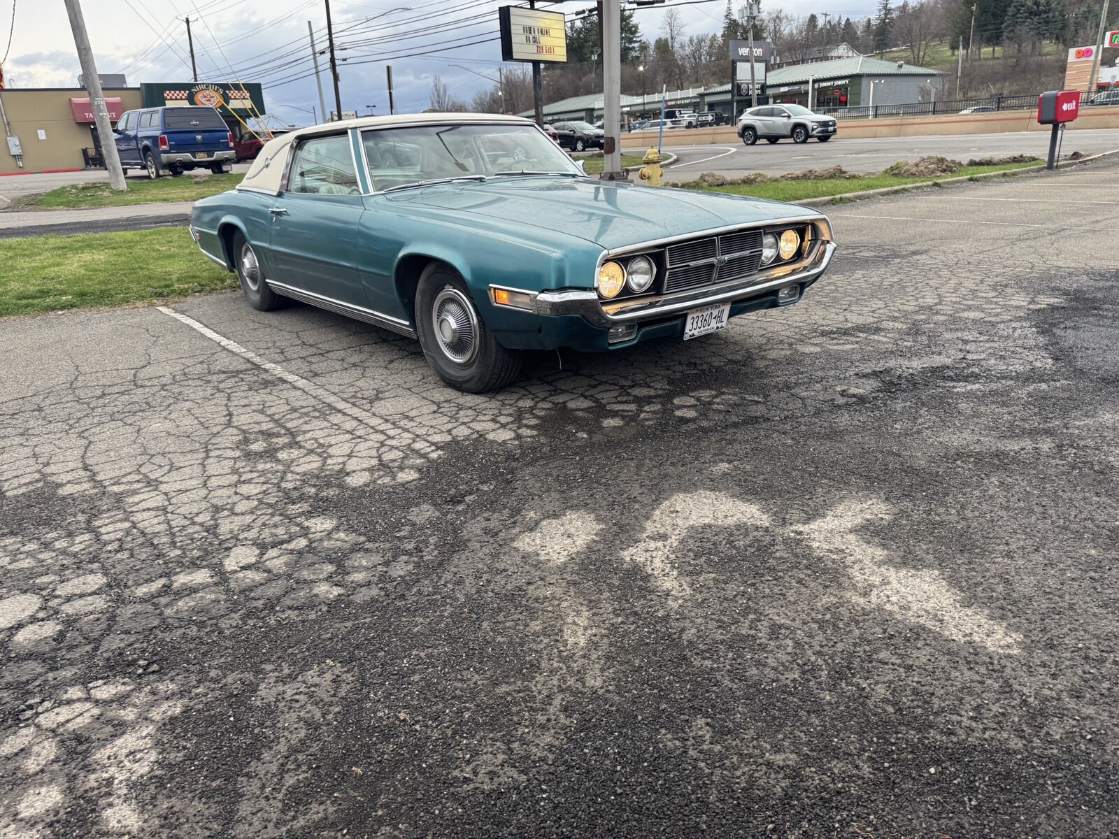Ford-Thunderbird-1969-Coupe-1