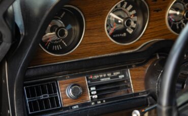 Ford-Thunderbird-1971-2-Door-Coupe-36