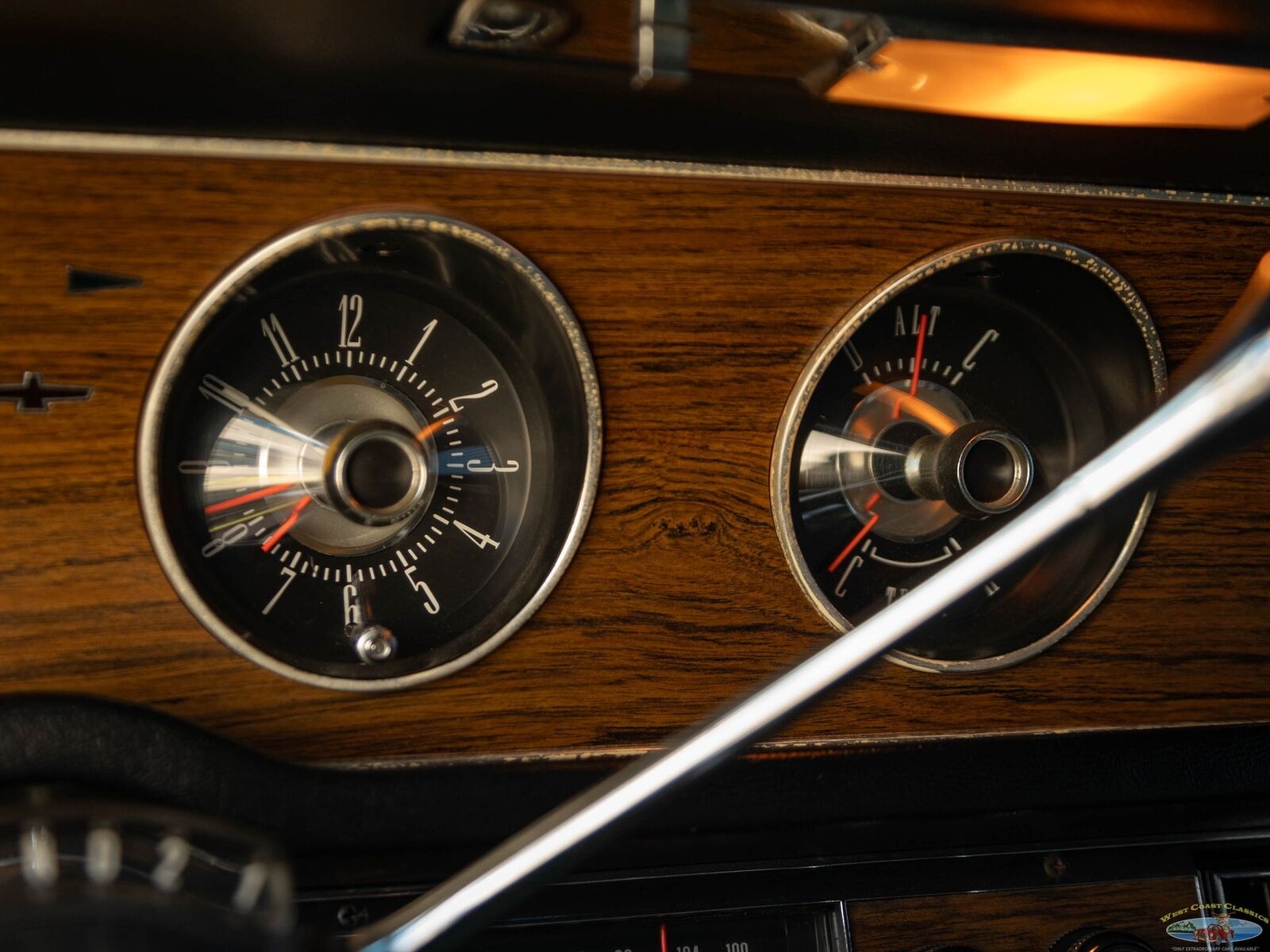Ford-Thunderbird-1971-2-Door-Coupe-38