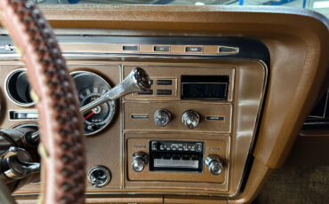 Ford-Thunderbird-1976-Other-16