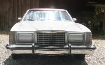 Ford-Thunderbird-1977-Coupe-2
