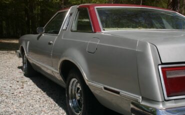 Ford-Thunderbird-1977-Coupe-4