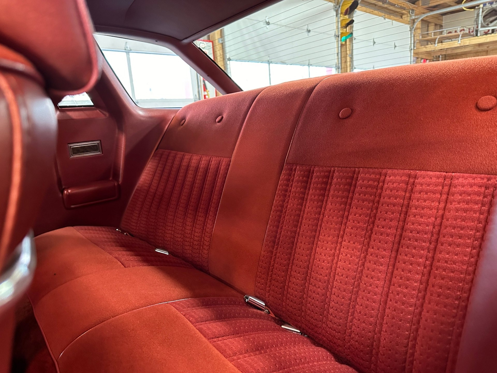 Ford-Thunderbird-1978-Other-24