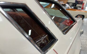 Ford-Thunderbird-1978-Other-39
