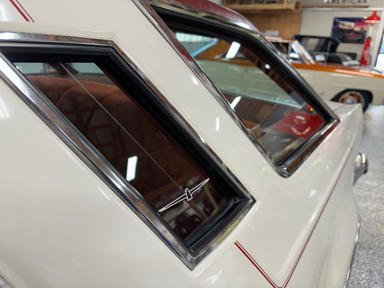 Ford-Thunderbird-1978-Other-39