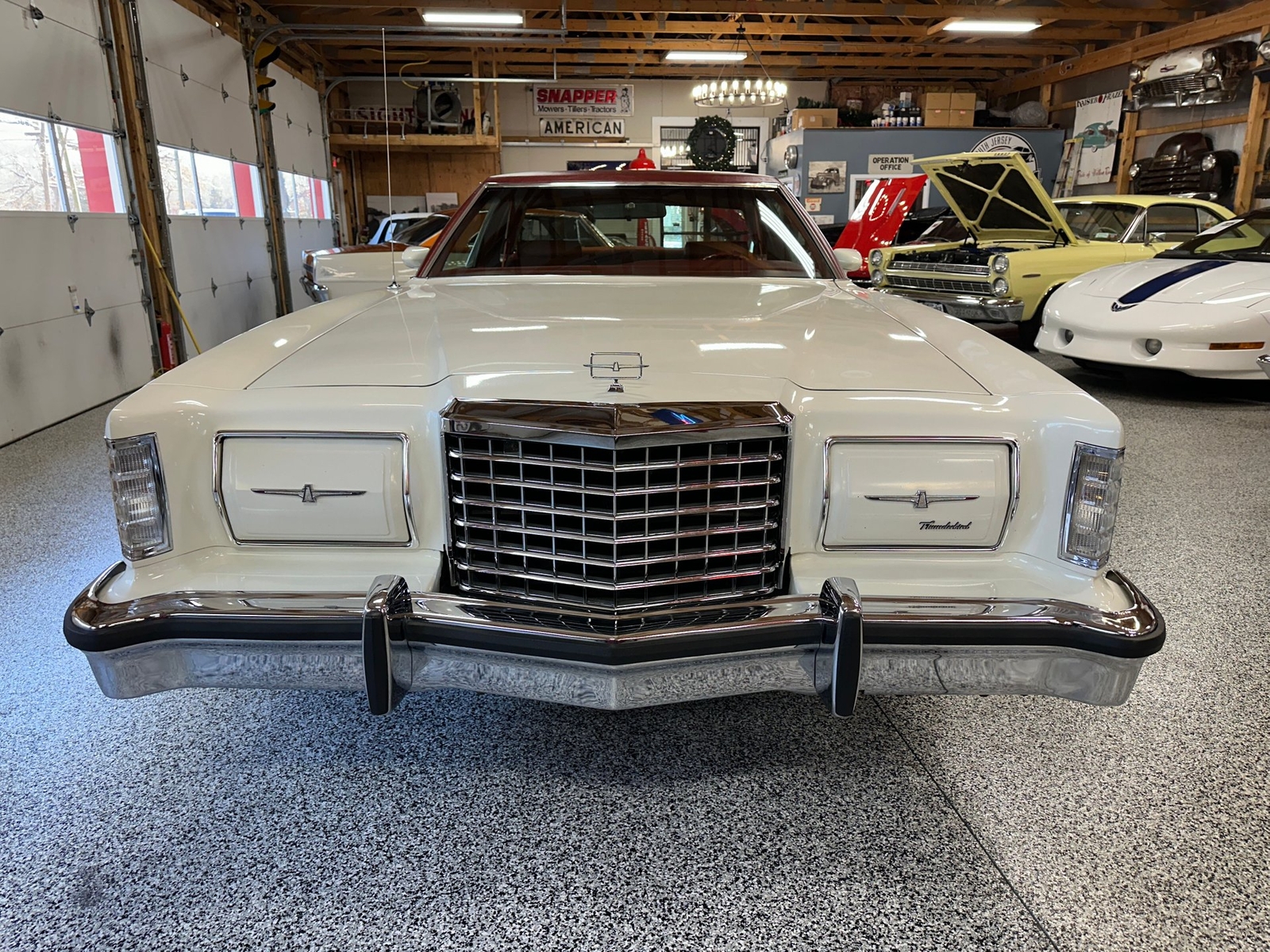 Ford-Thunderbird-1978-Other-4