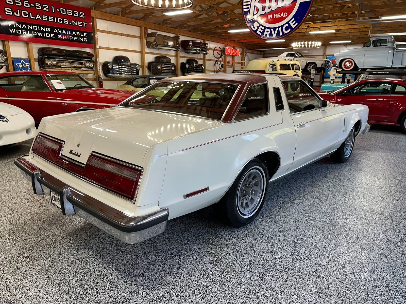 Ford-Thunderbird-1978-Other-9