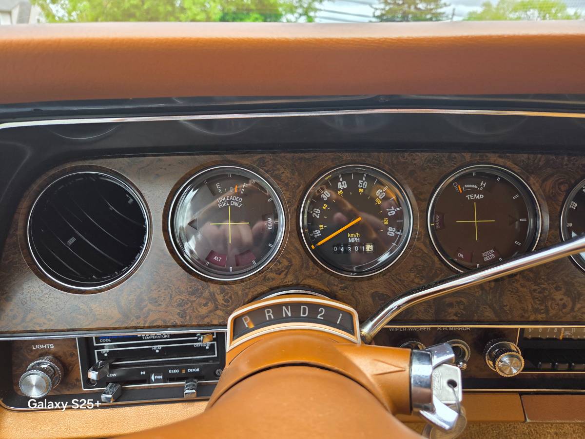 Ford-Thunderbird-1979-white-11
