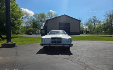 Ford-Thunderbird-1979-white-4