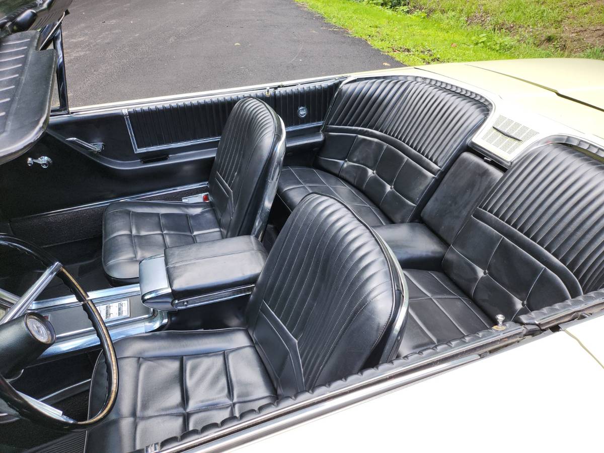 Ford-Thunderbird-convertible-1966-yellow-7