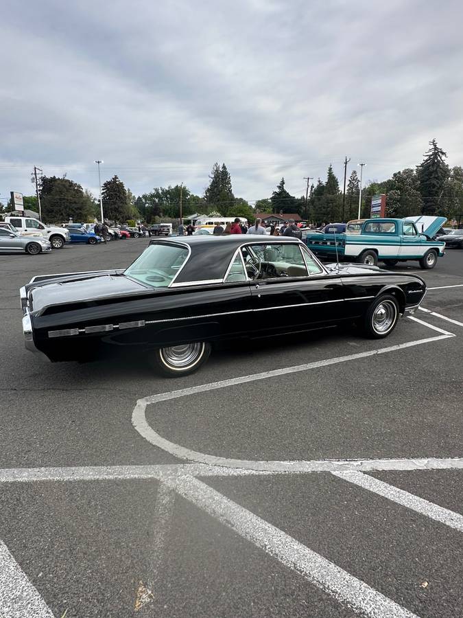 Ford-Thunderbird-coupe-1962-3