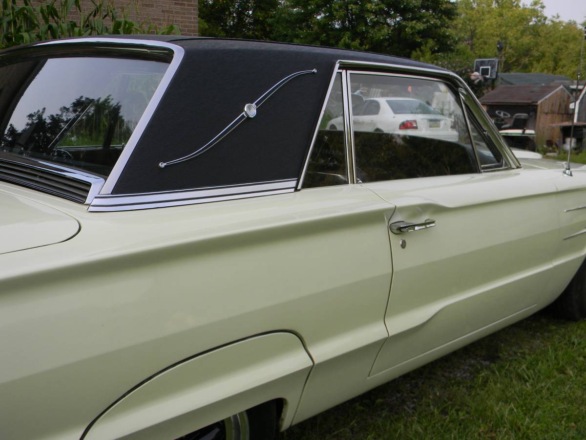 Ford-Thunderbird-landau-edition-1965-yellow-2