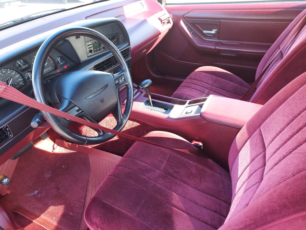 Ford-Thunderbird-sport-1992-red-10