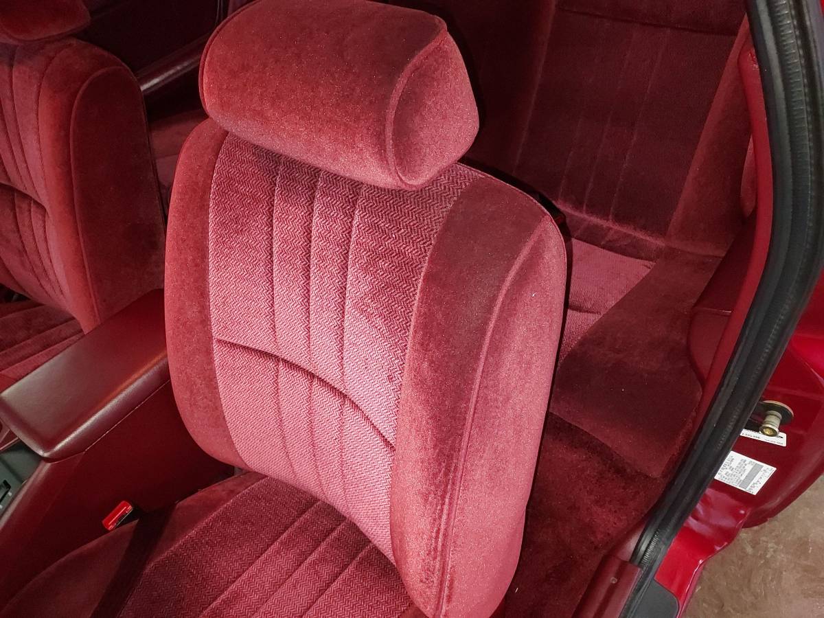 Ford-Thunderbird-sport-1992-red-18