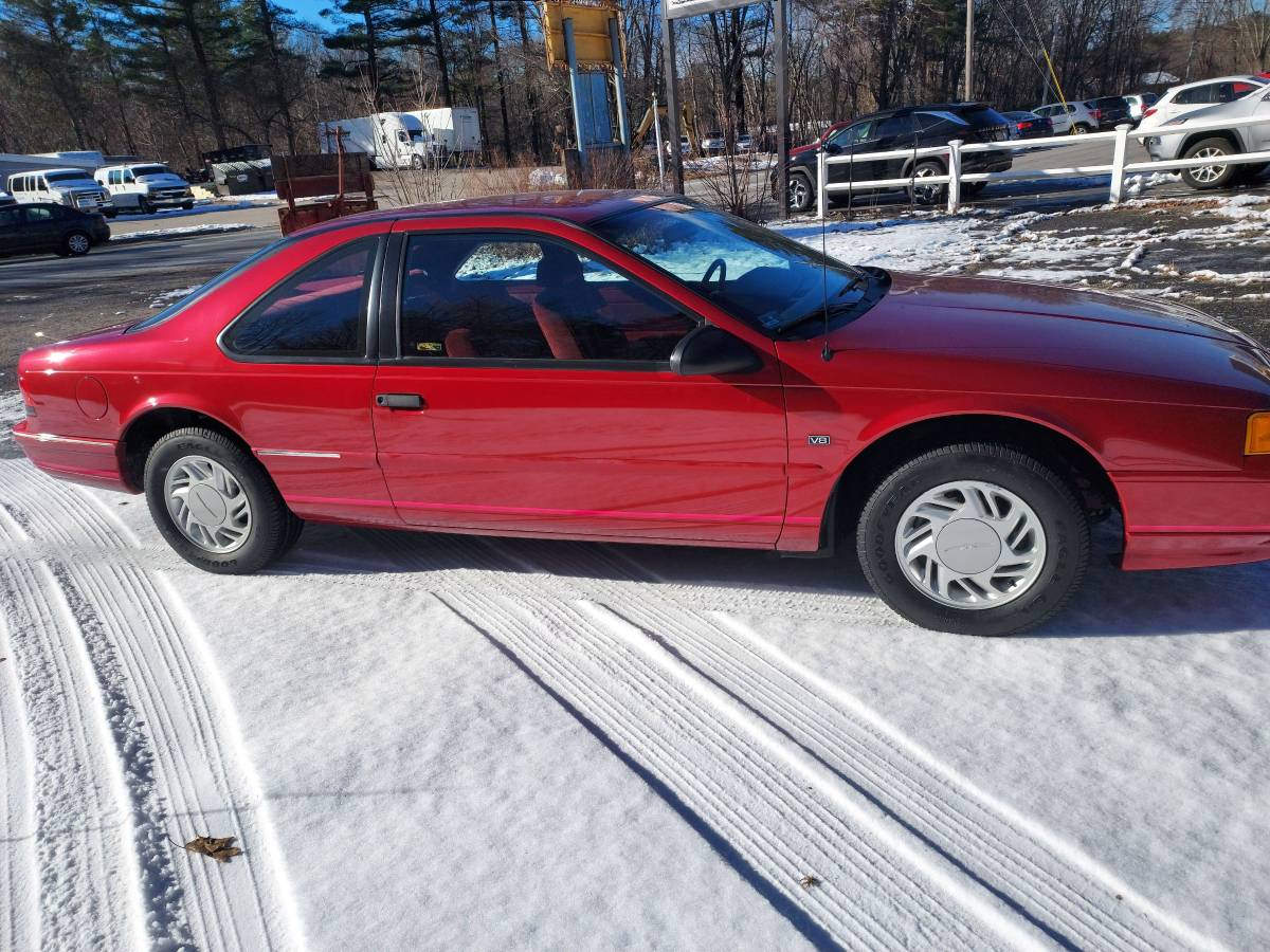 Ford-Thunderbird-sport-1992-red-2