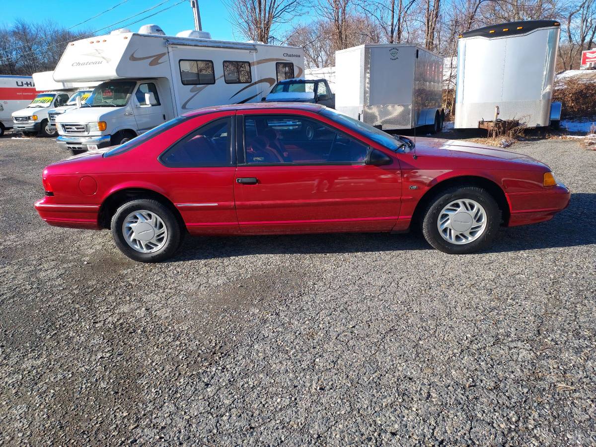 Ford-Thunderbird-sport-1992-red-6