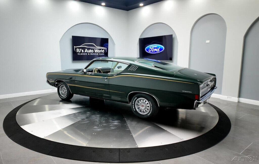 Ford-Torino-1968-3