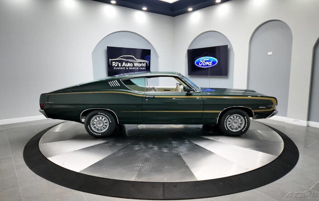 Ford-Torino-1968-4