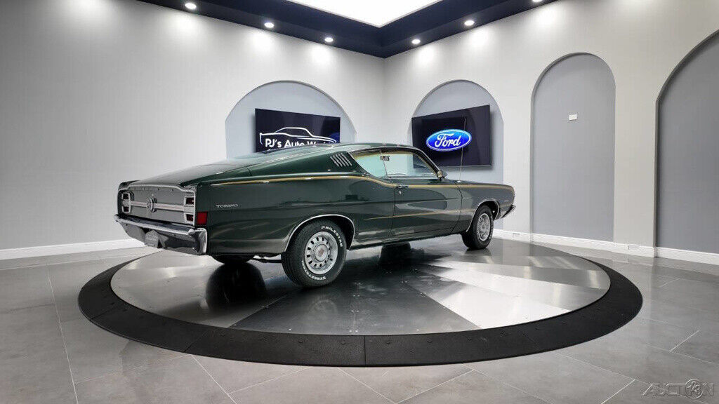 Ford-Torino-1968-6