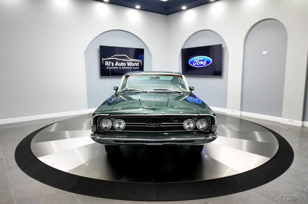 Ford-Torino-1968-9