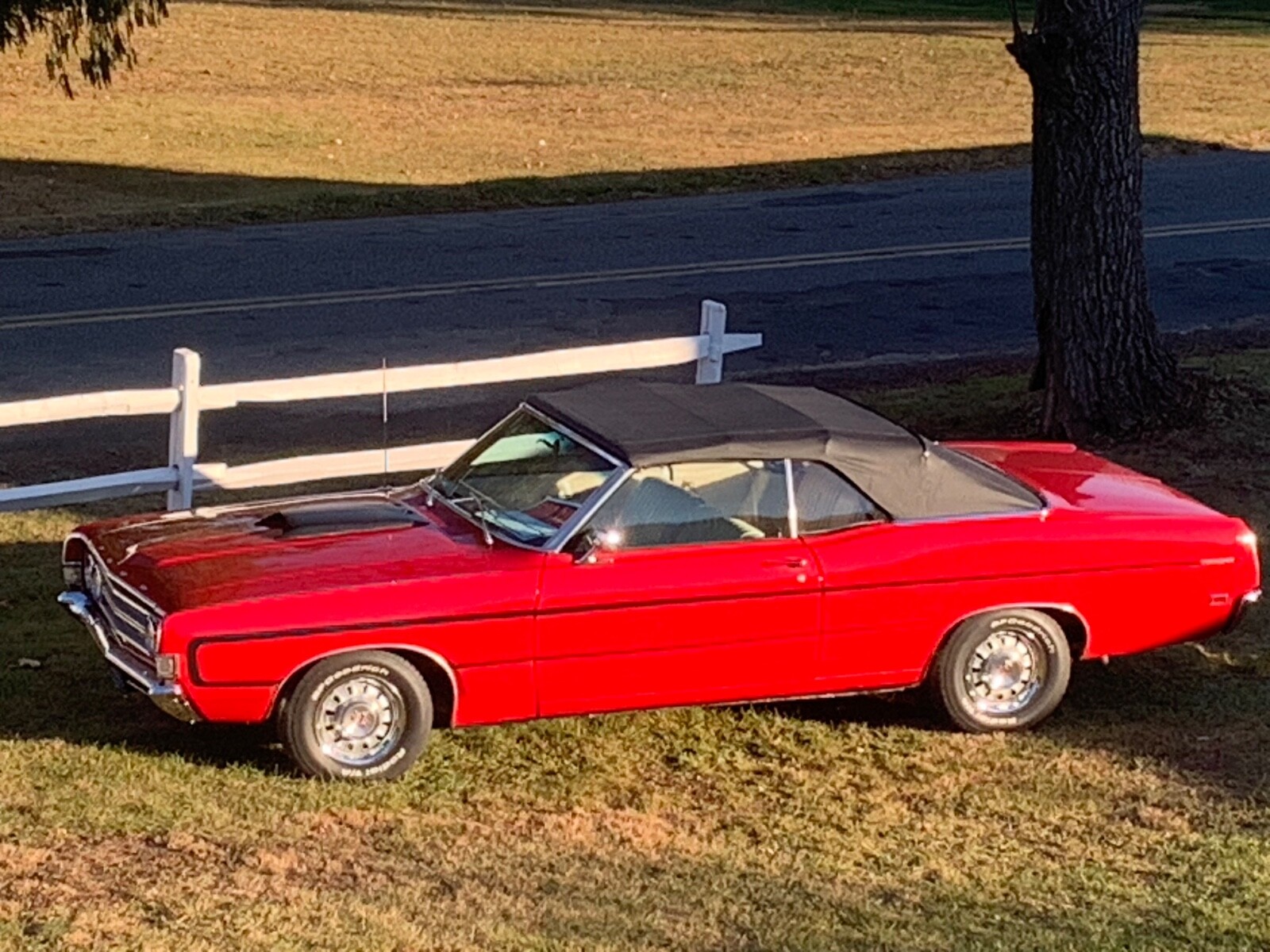 Ford-Torino-1969-Convertible-13
