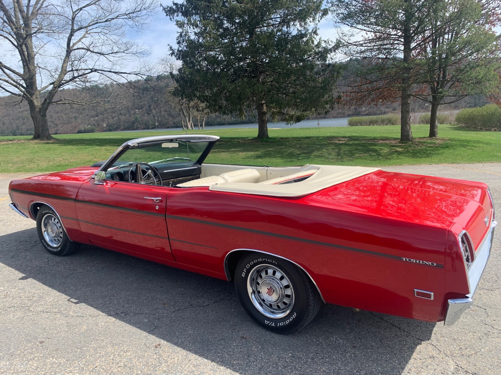Ford-Torino-1969-Convertible-20