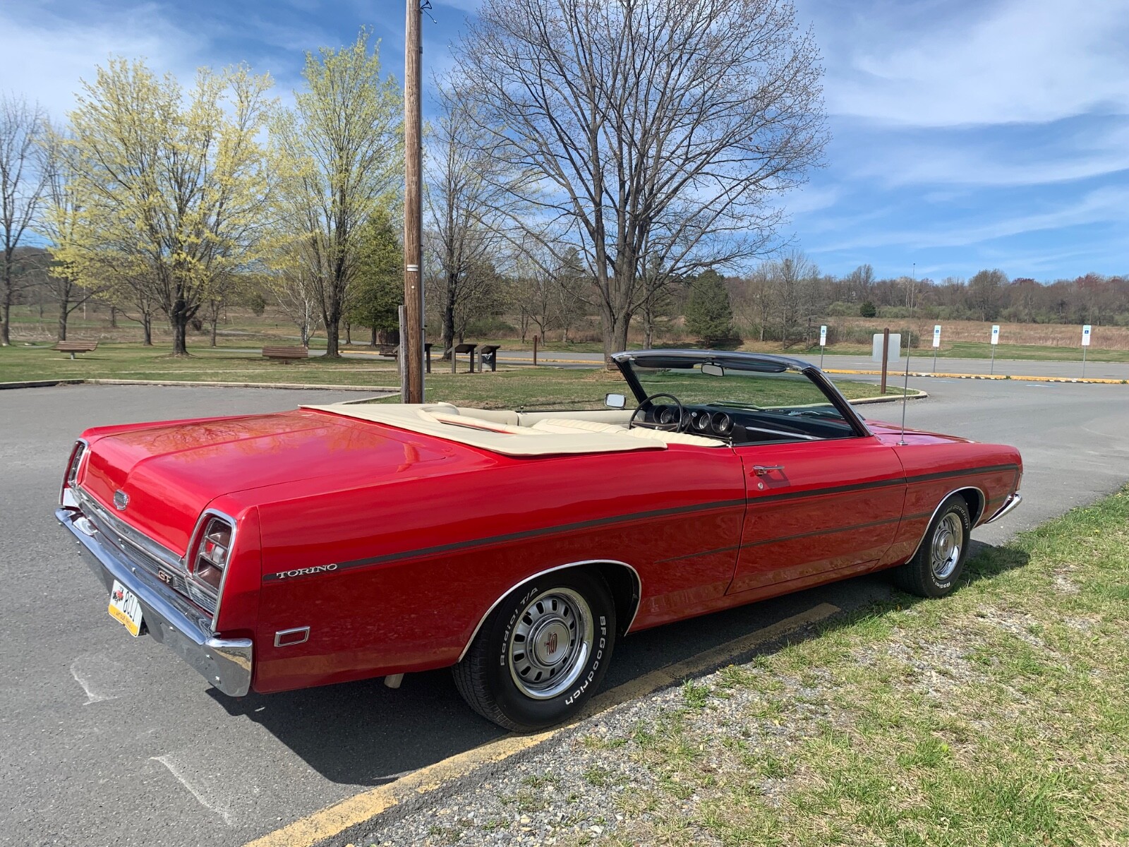 Ford-Torino-1969-Convertible-23