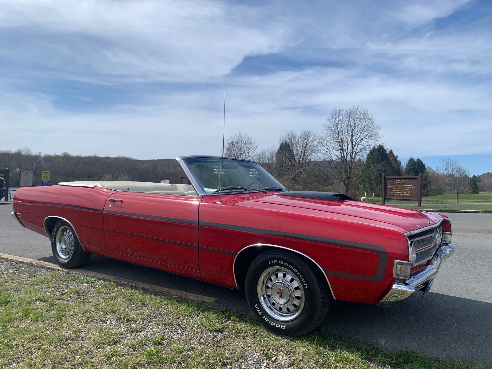 Ford-Torino-1969-Convertible-24