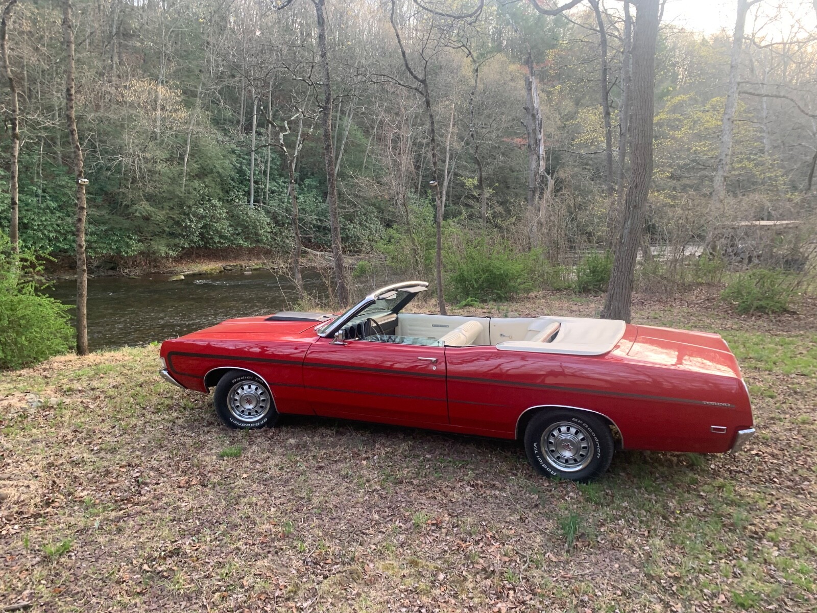 Ford-Torino-1969-Convertible-27