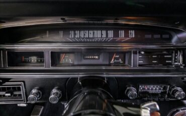 Ford-Torino-1970-Sedan-21
