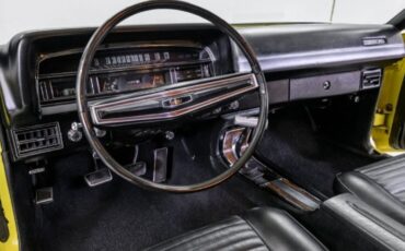 Ford-Torino-1970-Sedan-9