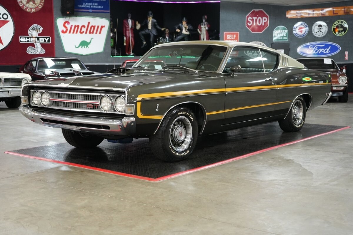 Ford-Torino-GT-Cobra-Jet-Fastback-1969-Fastback-18