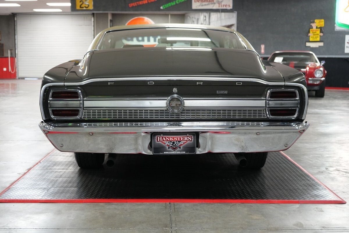 Ford-Torino-GT-Cobra-Jet-Fastback-1969-Fastback-21