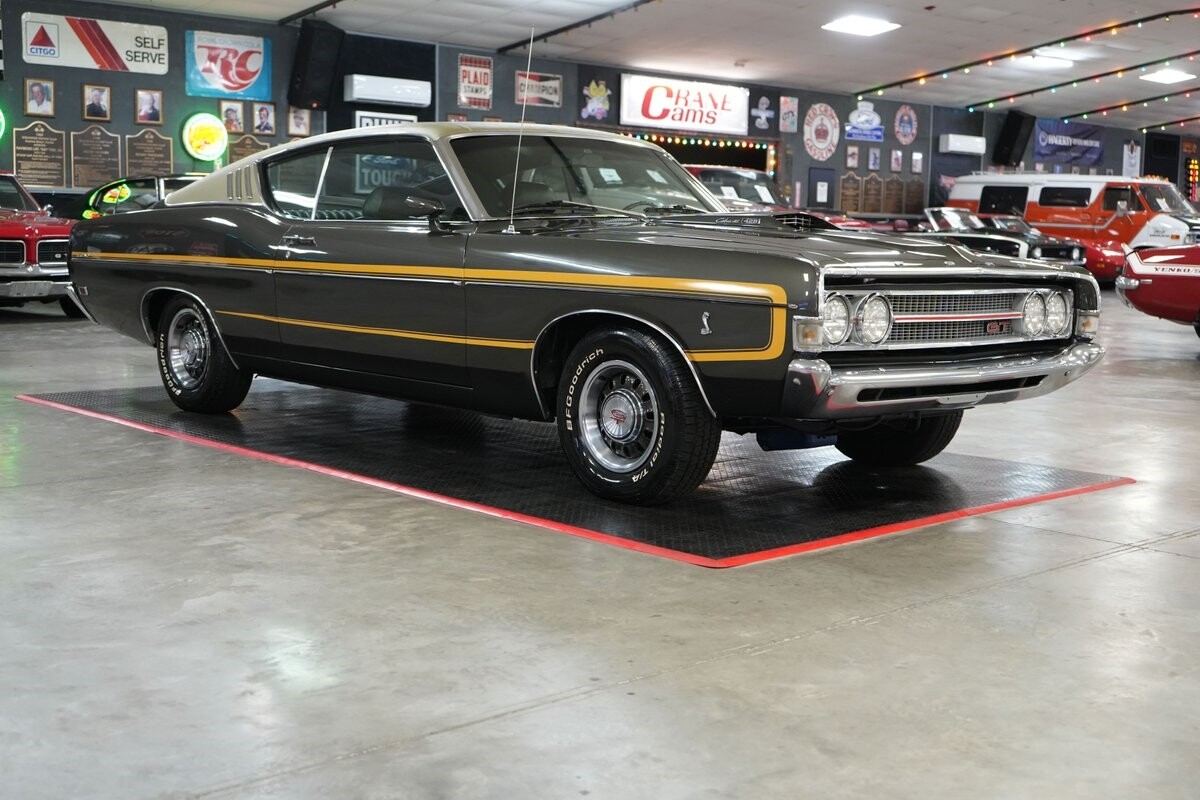 Ford-Torino-GT-Cobra-Jet-Fastback-1969-Fastback-24