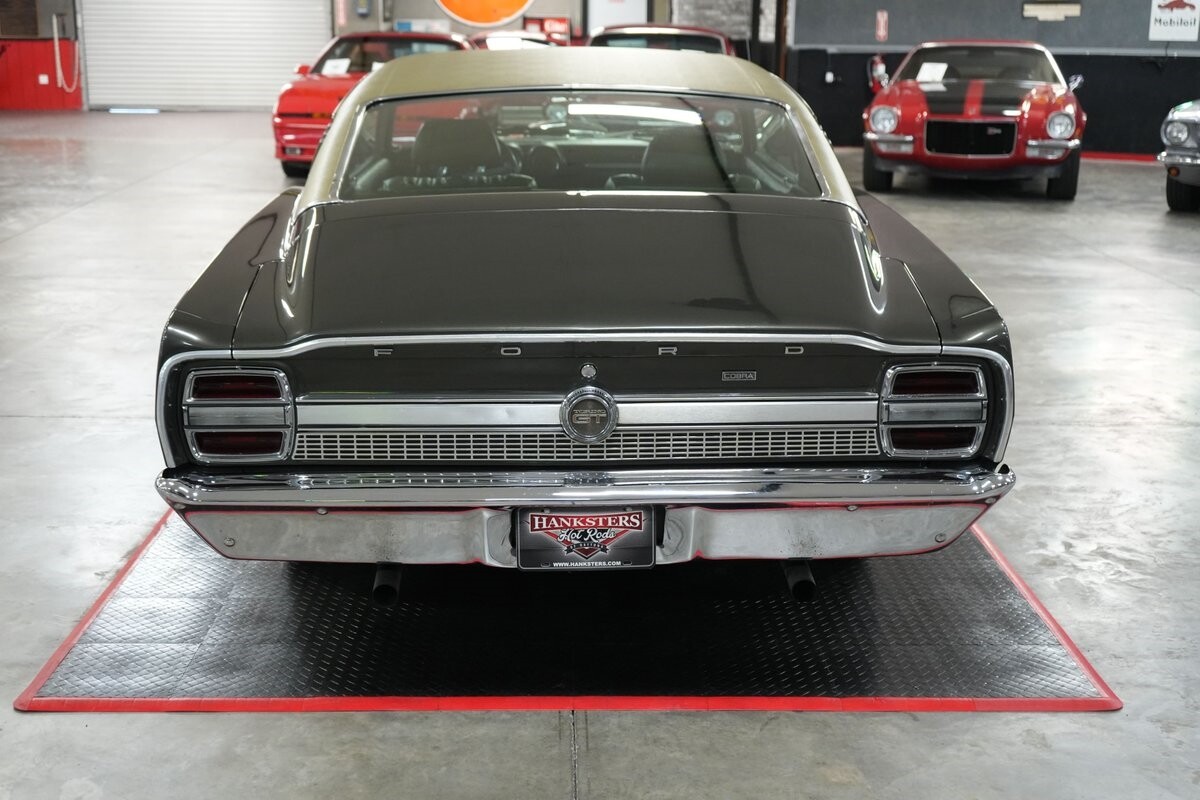 Ford-Torino-GT-Cobra-Jet-Fastback-1969-Fastback-4