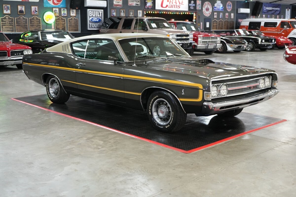Ford-Torino-GT-Cobra-Jet-Fastback-1969-Fastback-7