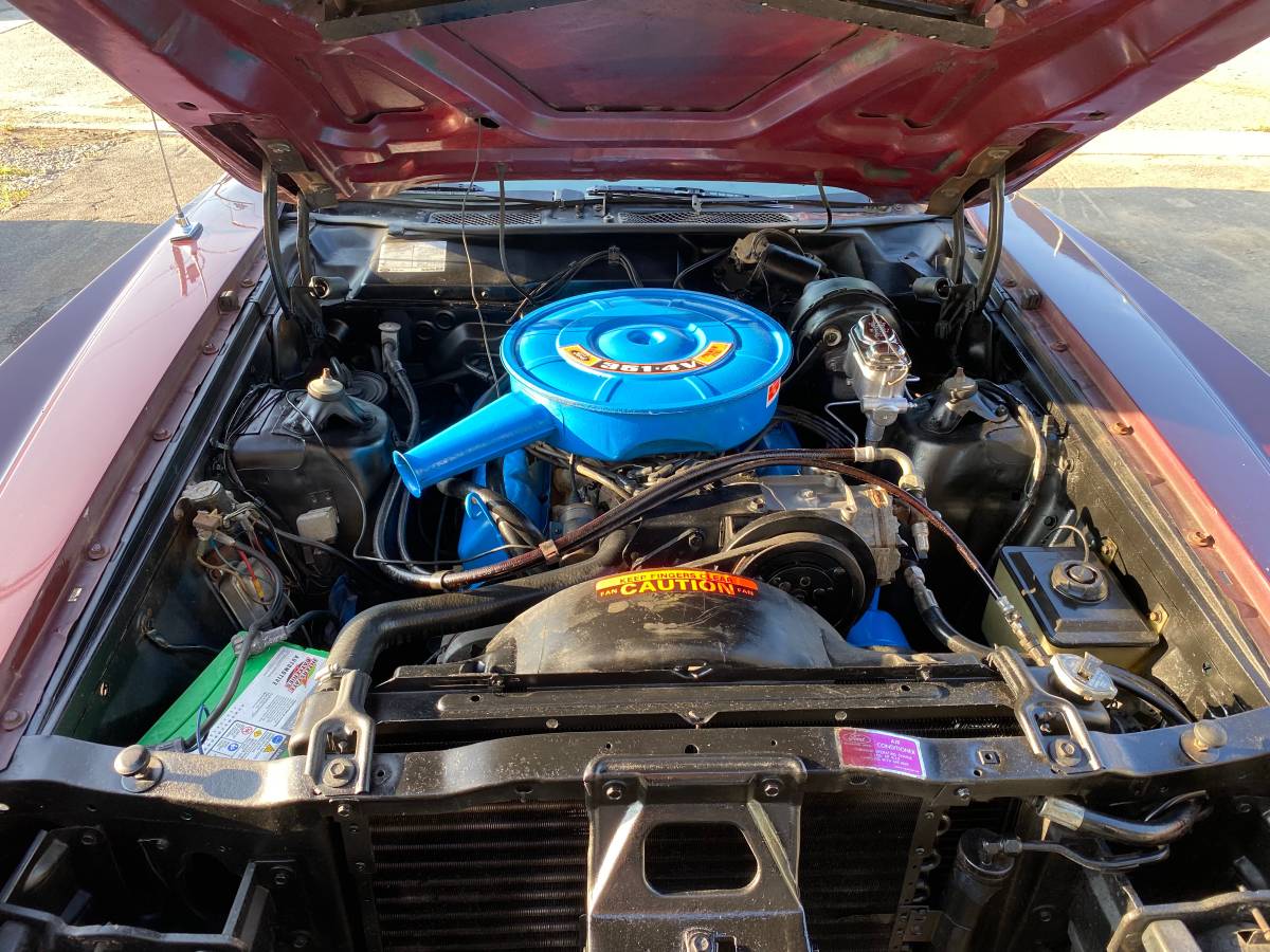 Ford-Torino-gt-convertible-1972-purple-12