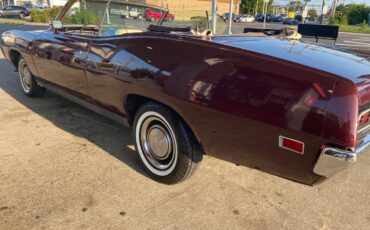 Ford-Torino-gt-convertible-1972-purple-19